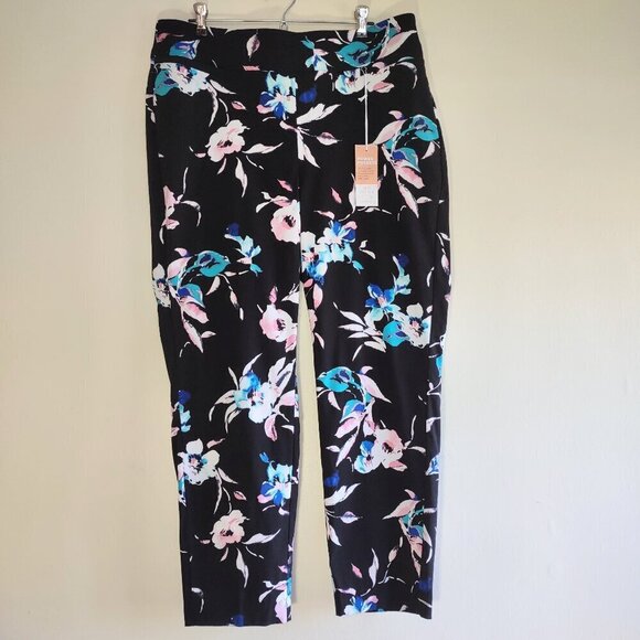 Lane Bryant Pants - 🆕  Lane Bryant 'The Allie Floral Pant Slimming Stretch Pockets Casual Size 18